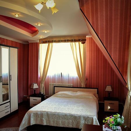 Bishkek Villa Hotel Ngoại thất bức ảnh