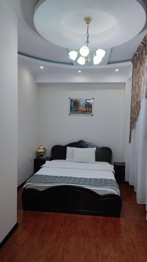 Bishkek Villa Hotel Ngoại thất bức ảnh