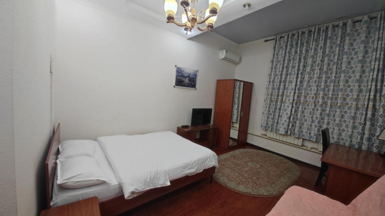 Bishkek Villa Hotel Ngoại thất bức ảnh