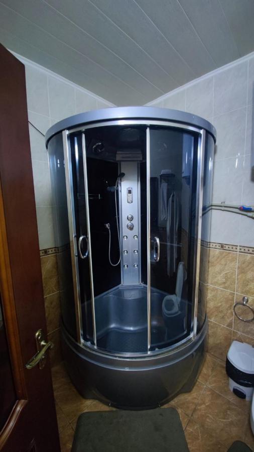 Bishkek Villa Hotel Ngoại thất bức ảnh