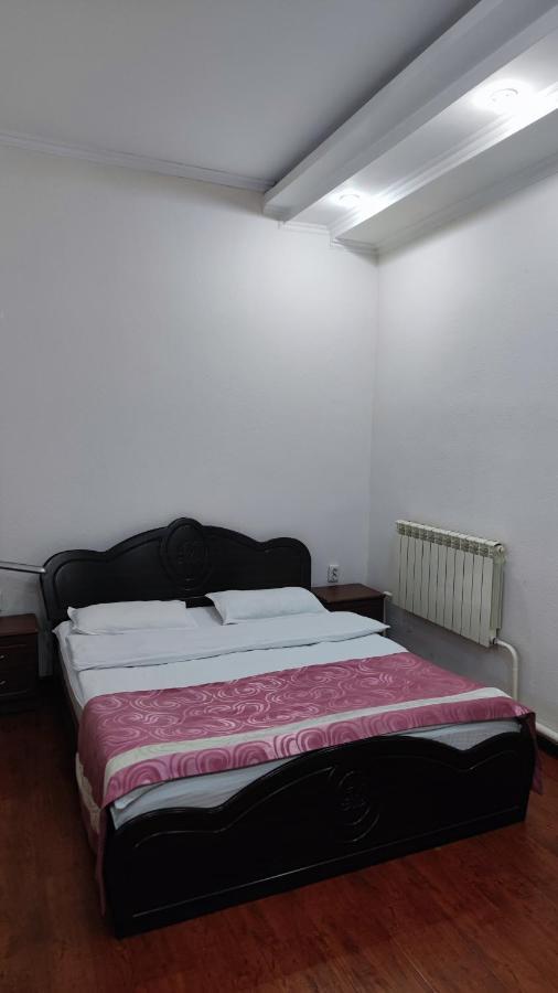 Bishkek Villa Hotel Ngoại thất bức ảnh