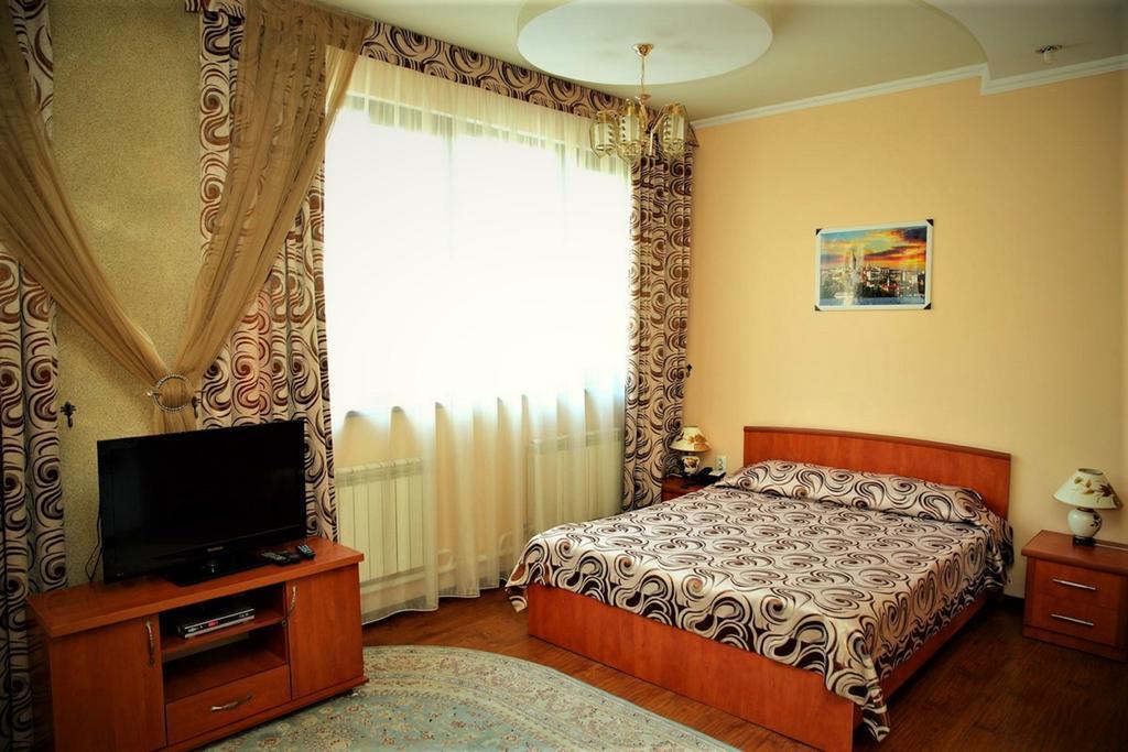 Bishkek Villa Hotel Ngoại thất bức ảnh