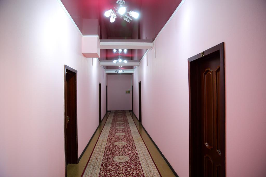 Bishkek Villa Hotel Ngoại thất bức ảnh