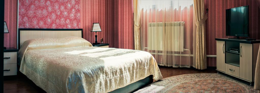 Bishkek Villa Hotel Ngoại thất bức ảnh